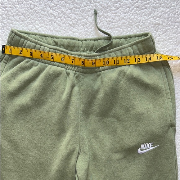 Nike Light Green Joggers - Picture 5 of 16